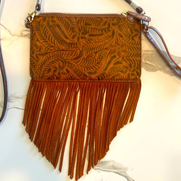 Street Level Handbags - Brown leather, fringe, crossover women’s bag